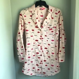 Pink Lip Print Nighty